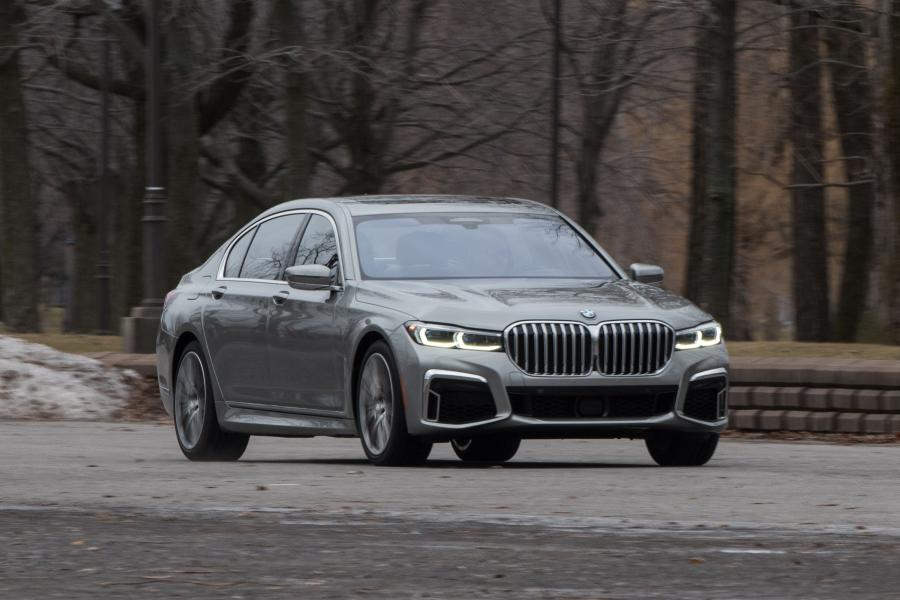  BMW 750Li xDrive M Sport (G12) 2019 года  (NA) (фото 7 из 15)